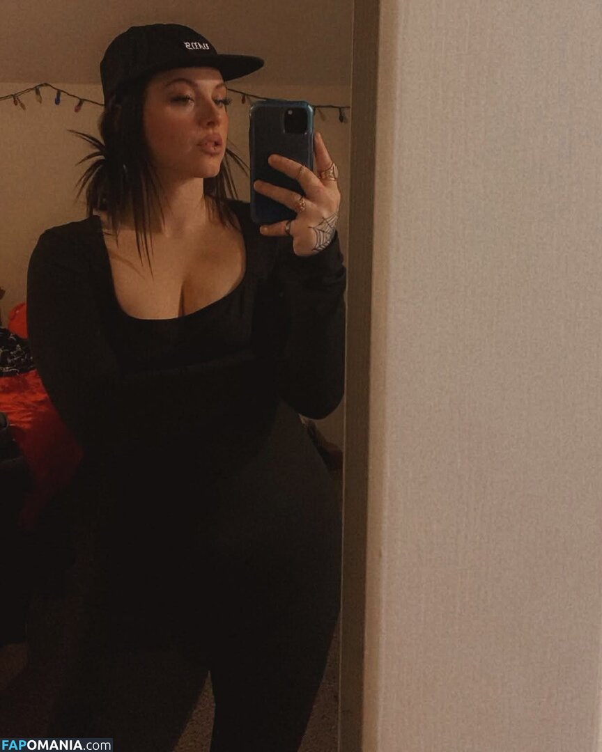 Allie Dooley / venusbaby420 Nude OnlyFans  Leaked Photo #9