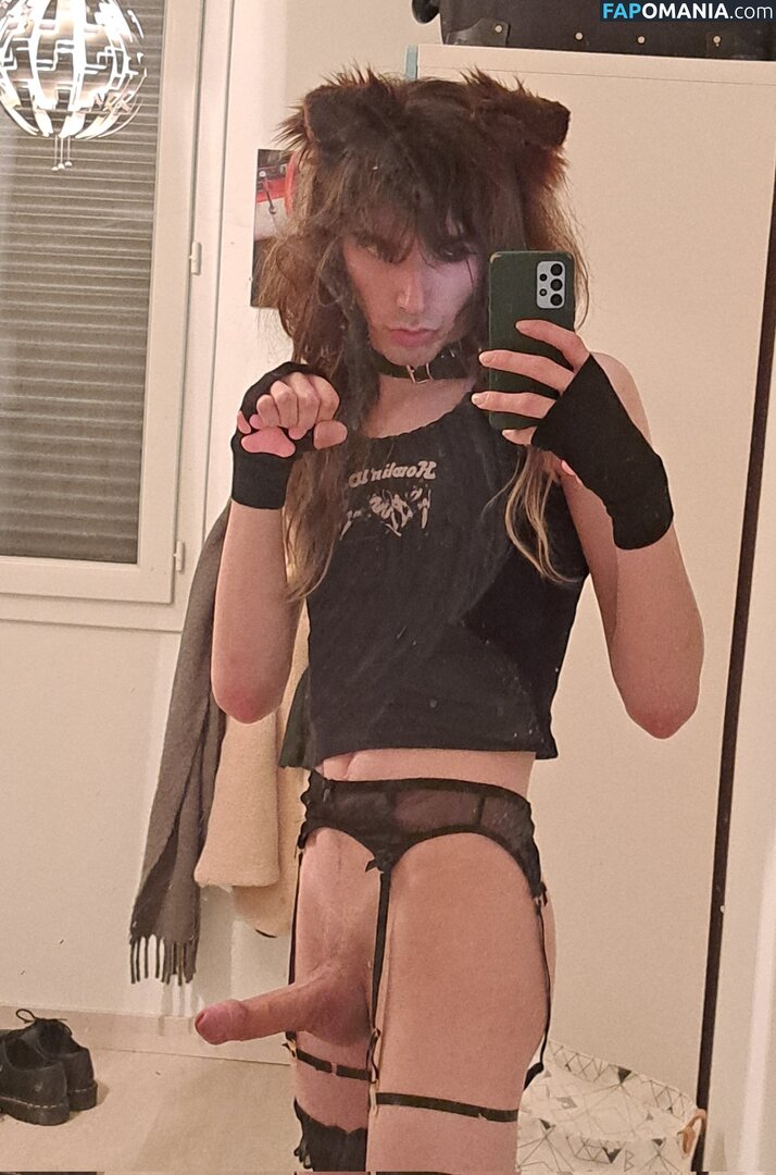 https: / veharxe / venussyinbio / venuswillow_ / venuswolfgirl / venuswolfgirl... / vewolfxe Nude OnlyFans  Leaked Photo #14