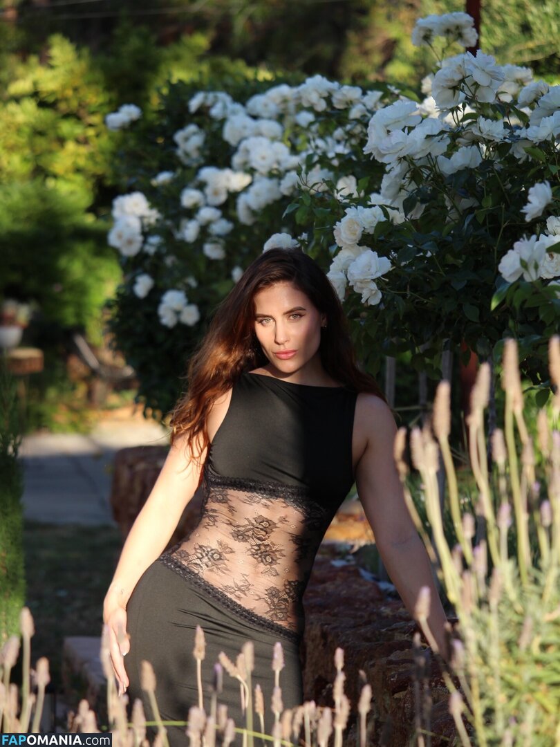 Veronica Shenton / veronica_amber_peace Nude OnlyFans  Leaked Photo #7