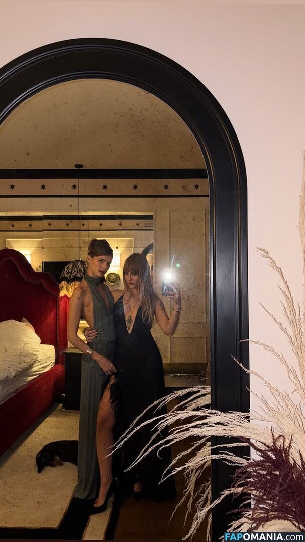 Victoria De Angelis (Maneskin bassist) / vicdeangelis Nude OnlyFans  Leaked Photo #2