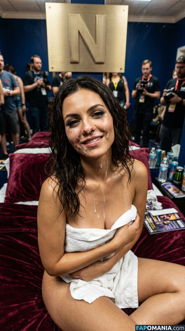 Victoria Justice / https: / victoriajustice Nude OnlyFans  Leaked Photo #92