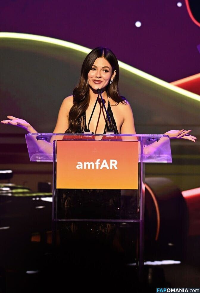 Victoria Justice / https: / victoriajustice Nude OnlyFans  Leaked Photo #111