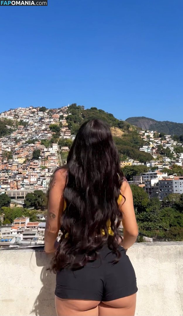 Victtoria Medeiros / Victtoriamedeiros / euvicmedeiros Nude OnlyFans  Leaked Photo #19