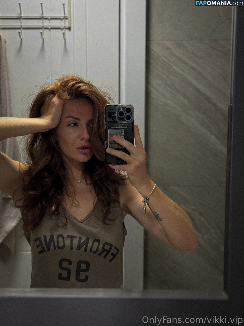 vikki.vip Nude OnlyFans  Leaked Photo #3