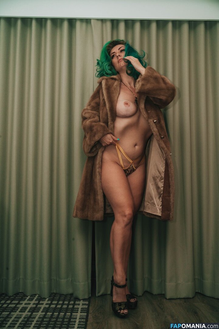 Vintage / _bellzora_ / https: / m_mira Nude OnlyFans  Leaked Photo #9