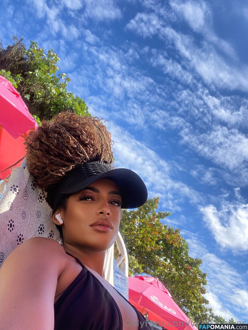 vitoria_alves / vitoriaalves02__ Nude OnlyFans  Leaked Photo #3