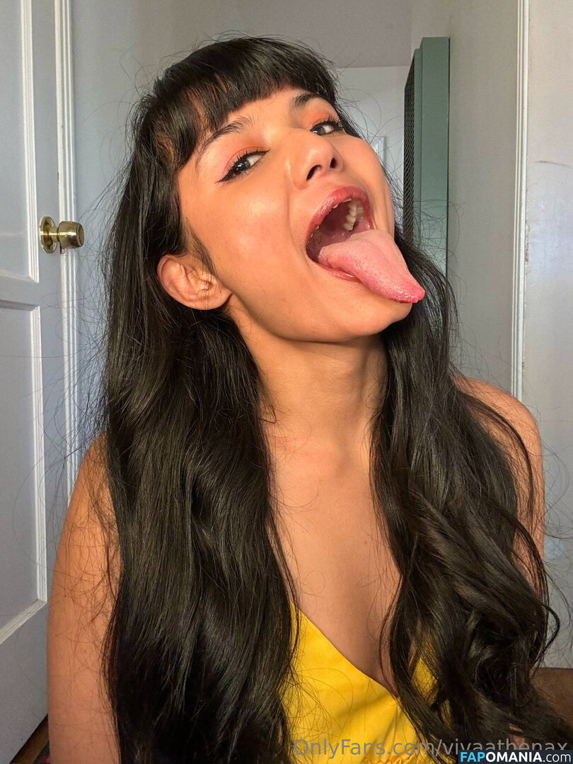 followvivaathena / vivaathenax Nude OnlyFans  Leaked Photo #3