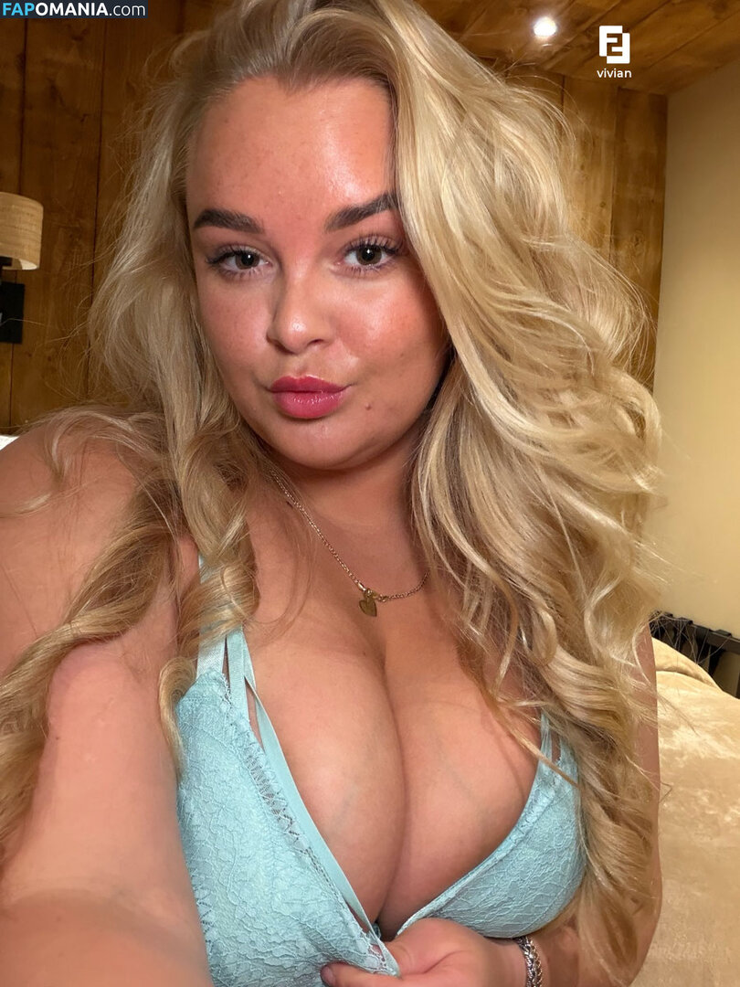 Vivian Bron / Vivianlilanebron / vivianlilianebron Nude OnlyFans  Leaked Photo #15