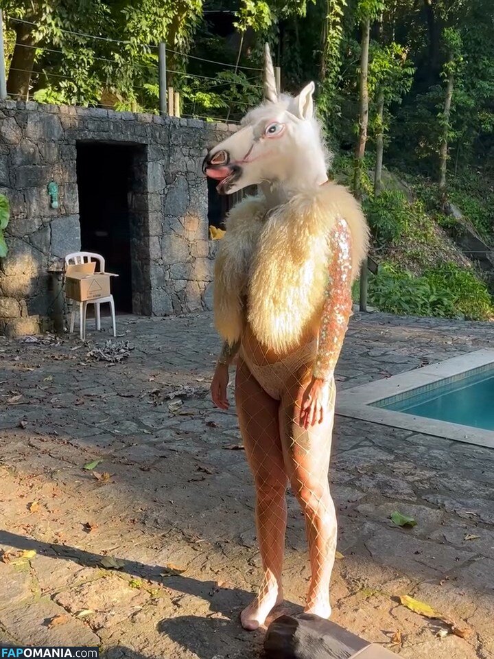 Vivian Seixas / djviviseixas Nude OnlyFans  Leaked Photo #4