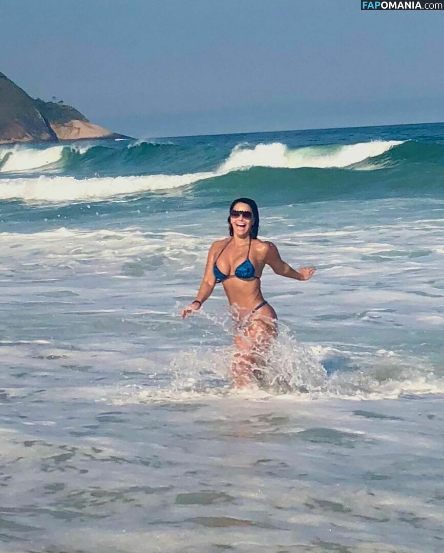 Viviane Araujo / araujovivianne Nude OnlyFans  Leaked Photo #27