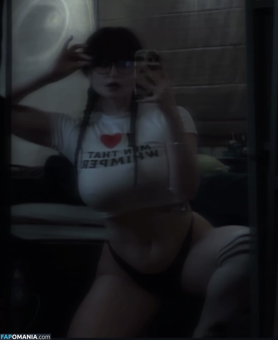 vivickivvv Nude OnlyFans  Leaked Photo #34