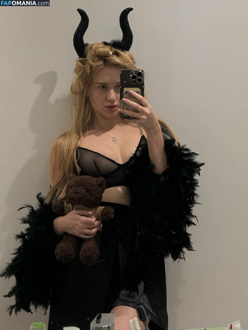 Vlada Dobryak / Vladababy / Vladaelfie Nude OnlyFans  Leaked Photo #322