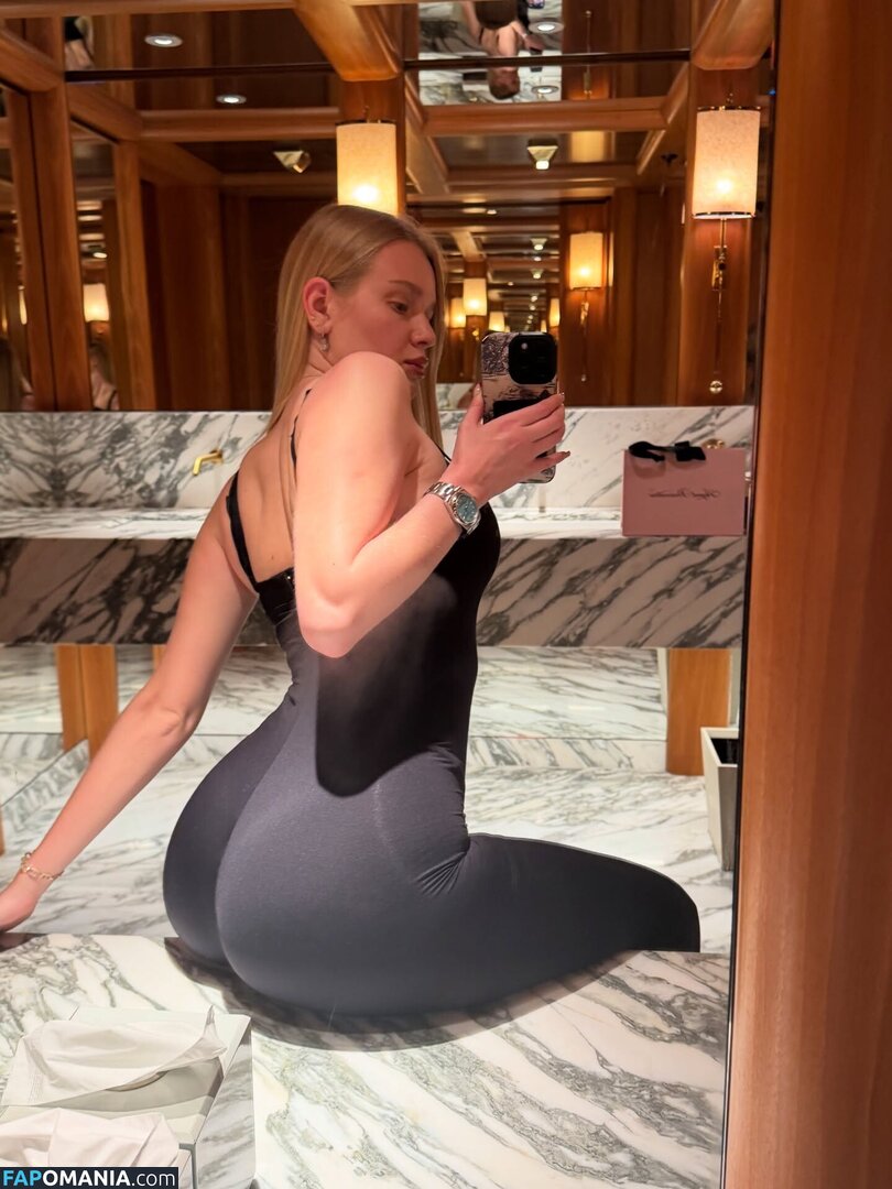 Vlada Dobryak / Vladababy / Vladaelfie Nude OnlyFans  Leaked Photo #332
