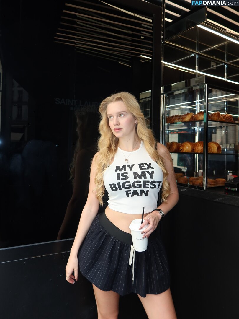 Vlada Dobryak / Vladababy / Vladaelfie Nude OnlyFans  Leaked Photo #350