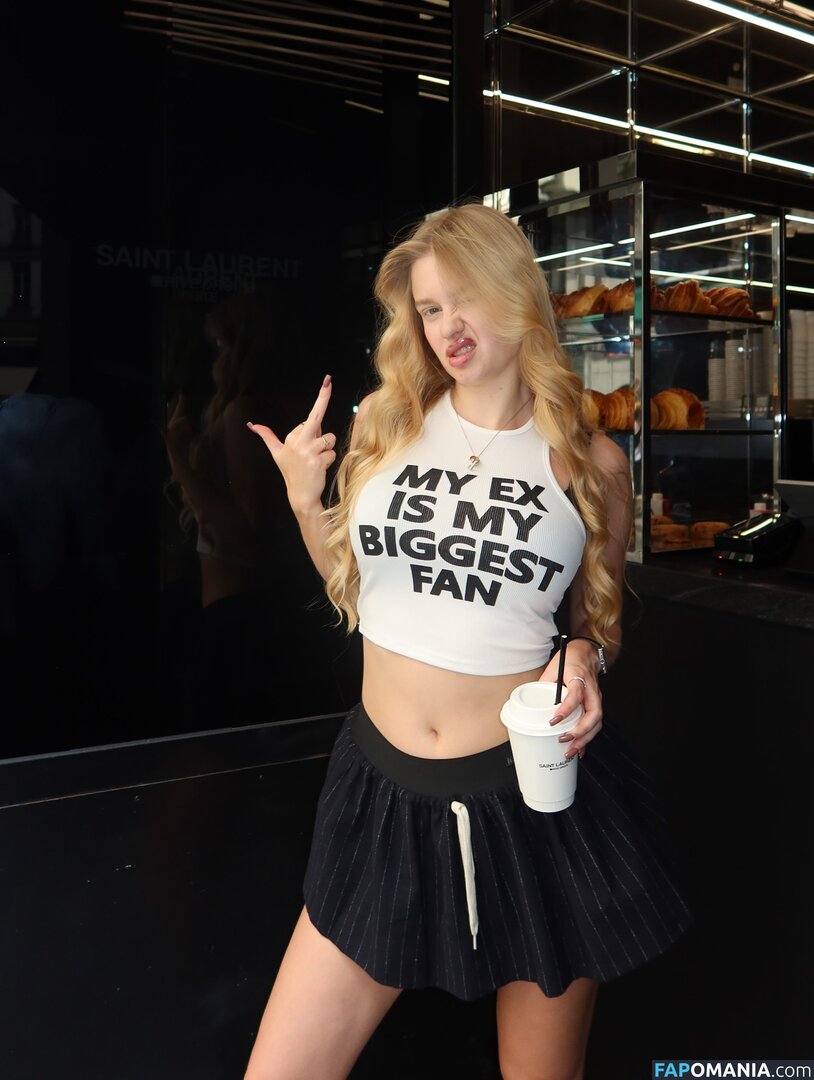 Vlada Dobryak / Vladababy / Vladaelfie Nude OnlyFans  Leaked Photo #351