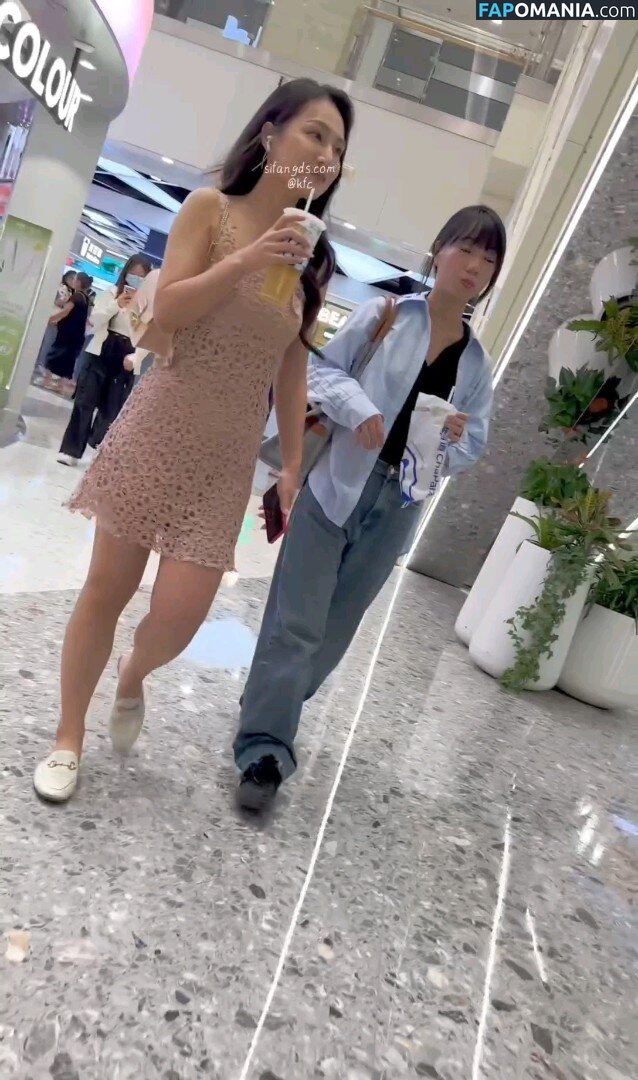 Voyeur Asian Pissing Toilet &Amp; Upskirts Only / girlspissin / https: Nude OnlyFans  Leaked Photo #8
