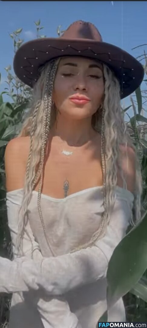 vrednashka / vrednashka_ Nude OnlyFans  Leaked Photo #86