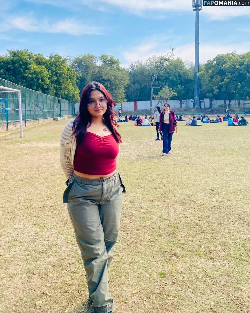 vr / vrindardddd_ Nude OnlyFans  Leaked Photo #2