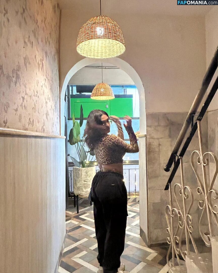 vr / vrindardddd_ Nude OnlyFans  Leaked Photo #6