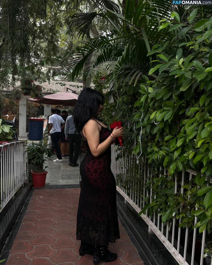 vr / vrindardddd_ Nude OnlyFans  Leaked Photo #12
