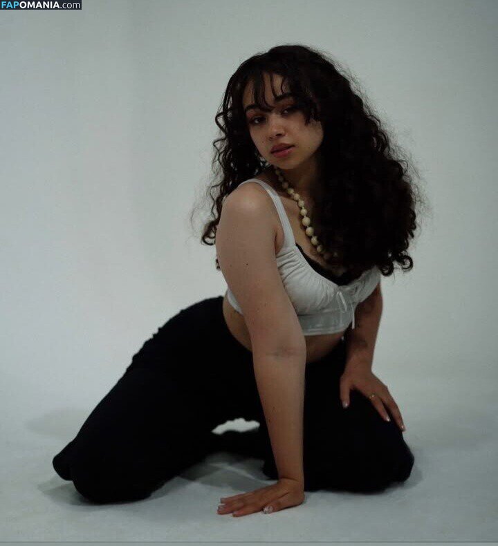 Majesticnessa / Vanessa / vrv0 Nude OnlyFans  Leaked Photo #4