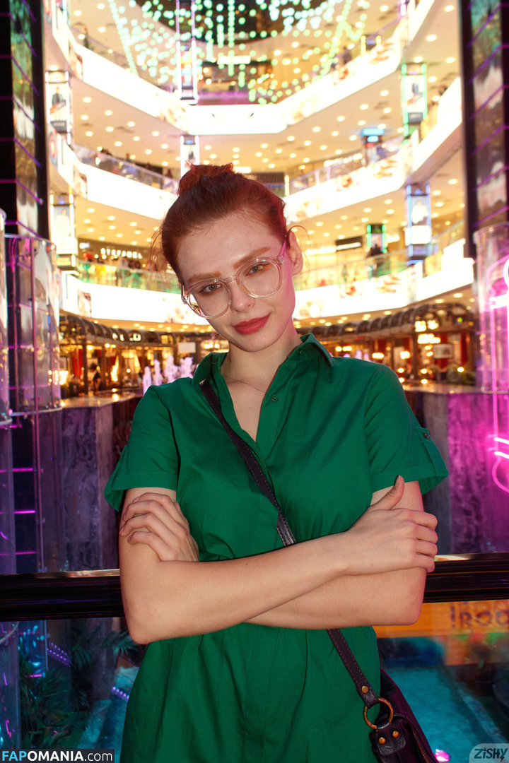 Vulpes / vulpesofficial Nude OnlyFans  Leaked Photo #1