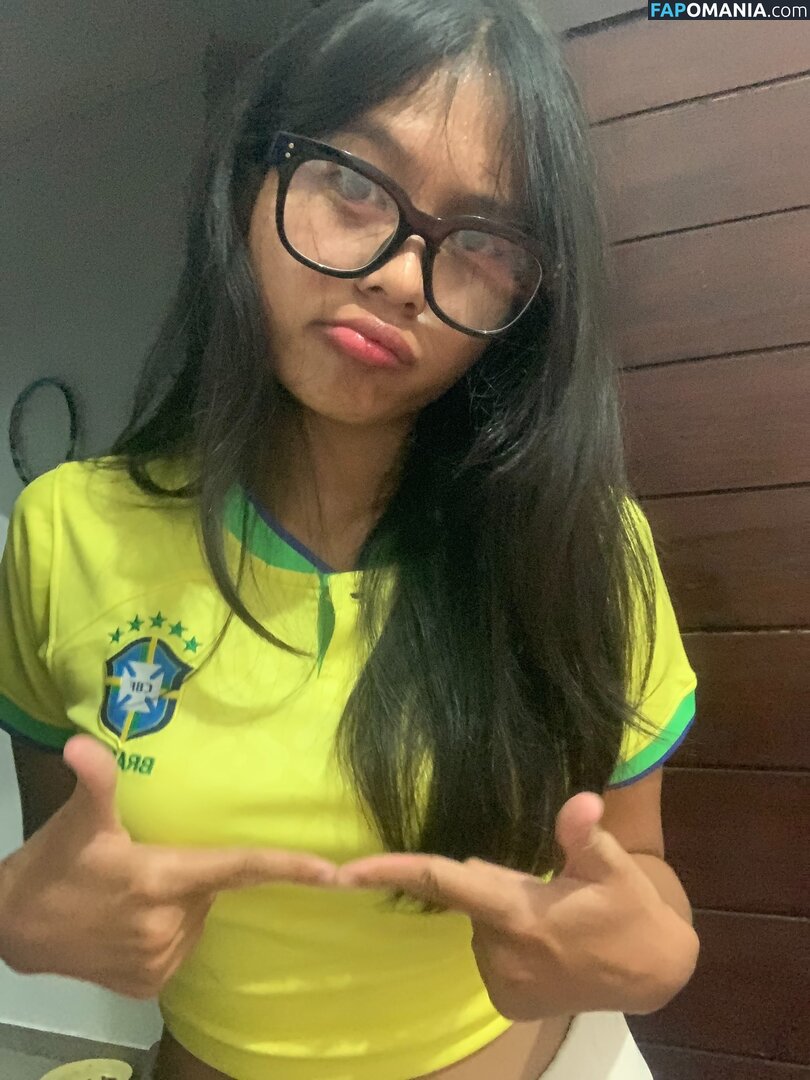 Vxilzie Nude OnlyFans  Leaked Photo #4