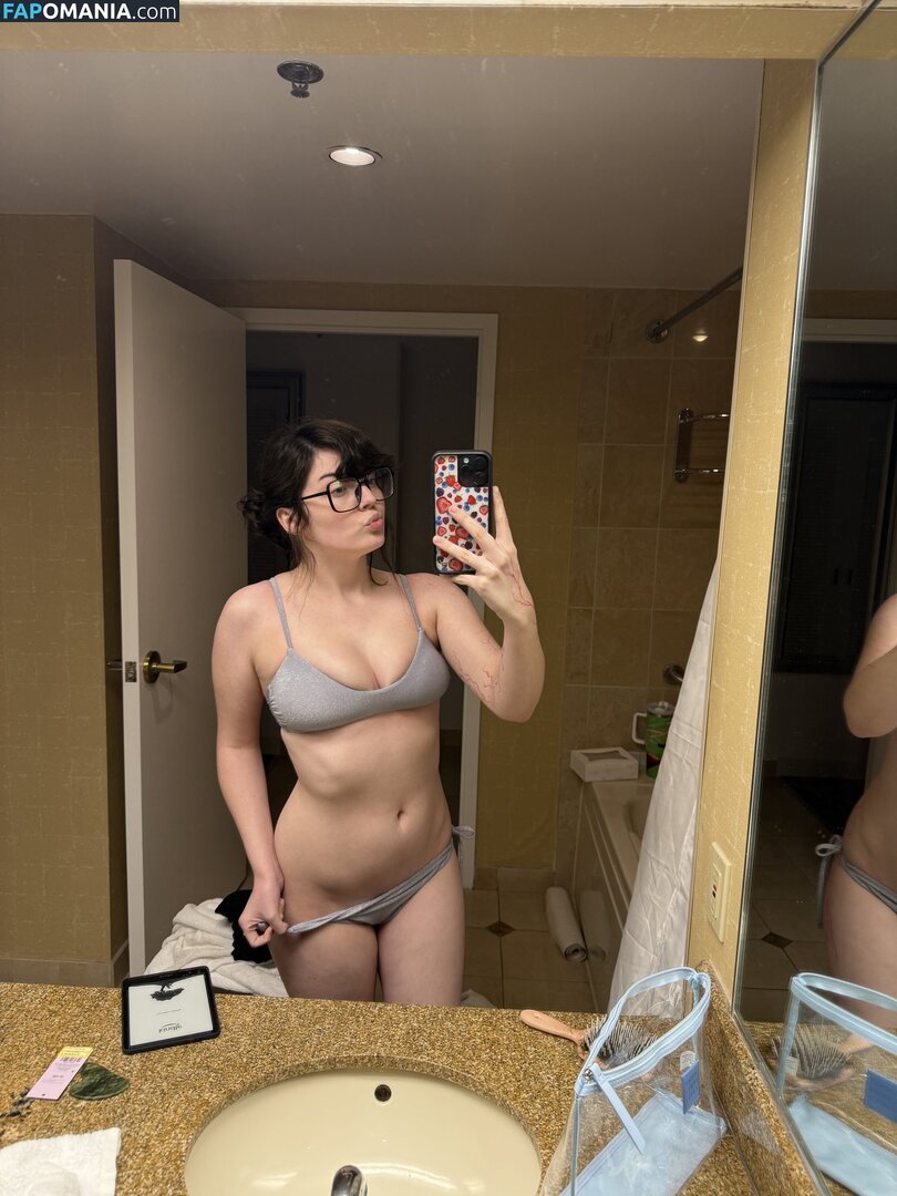 Cam / Waluiguigui / vaviri Nude OnlyFans  Leaked Photo #5