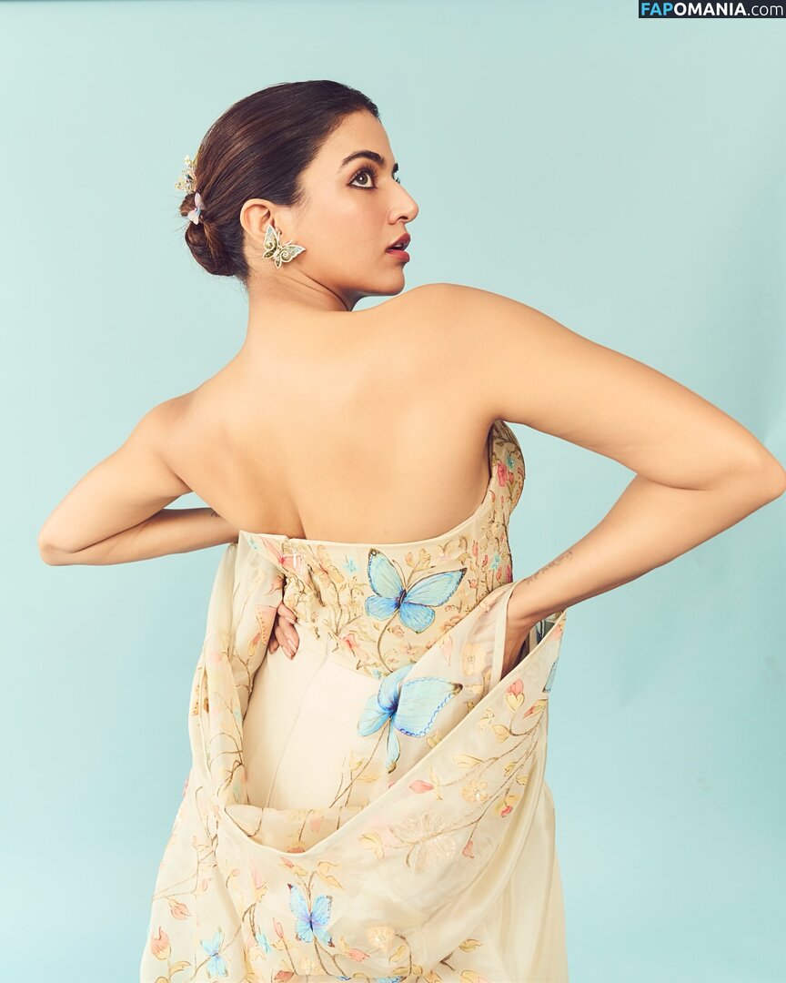 Wamiqa Gabbi / wamiqagabbi Nude OnlyFans  Leaked Photo #3