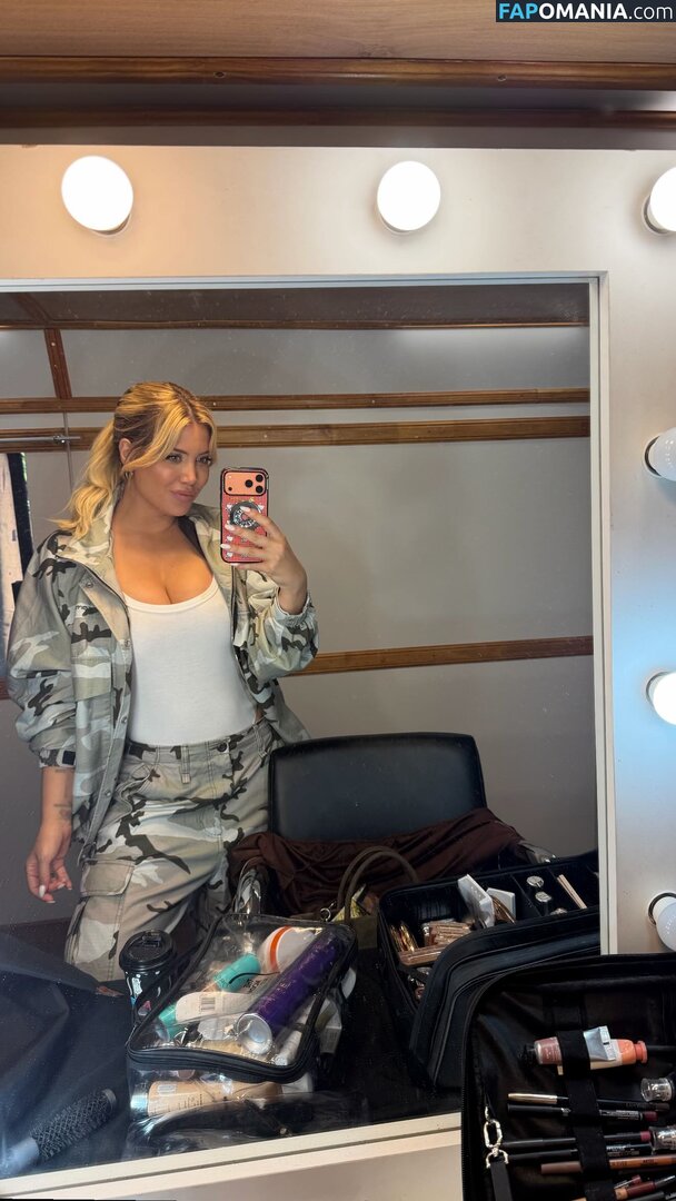 Icardi / Wanda Nara / badbitchwan / wanda_nara / wanditanara Nude OnlyFans  Leaked Photo #452
