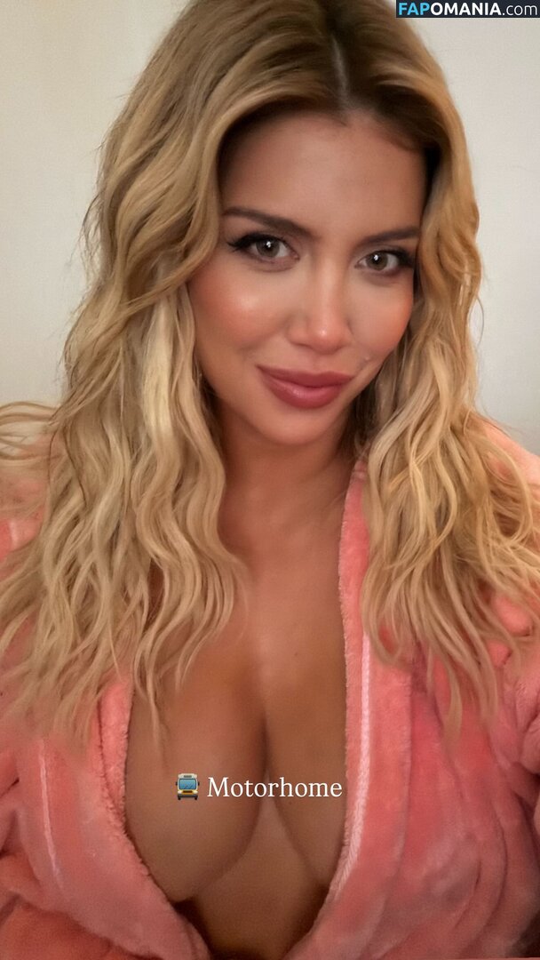 Icardi / Wanda Nara / badbitchwan / wanda_nara / wanditanara Nude OnlyFans  Leaked Photo #471