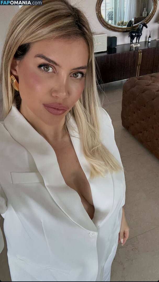 Icardi / Wanda Nara / badbitchwan / wanda_nara / wanditanara Nude OnlyFans  Leaked Photo #495