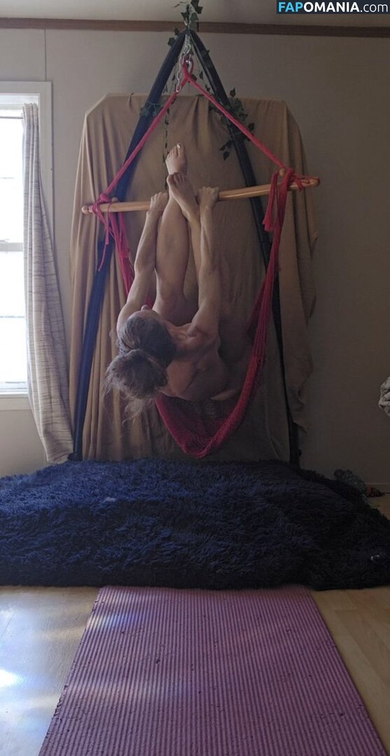 Wanderingdaydreamer Nude OnlyFans  Leaked Photo #4