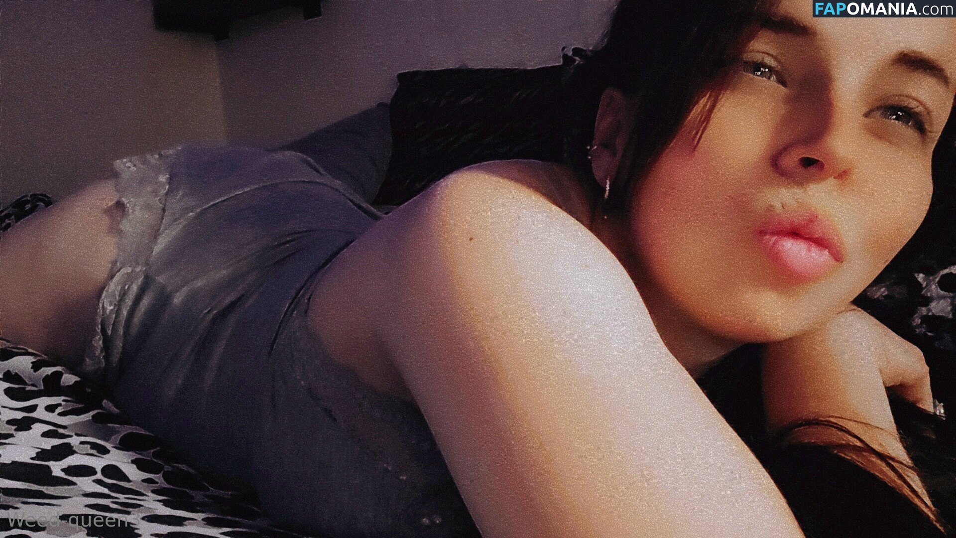weedqueen33 / weedqueenofficialpage Nude OnlyFans  Leaked Photo #12