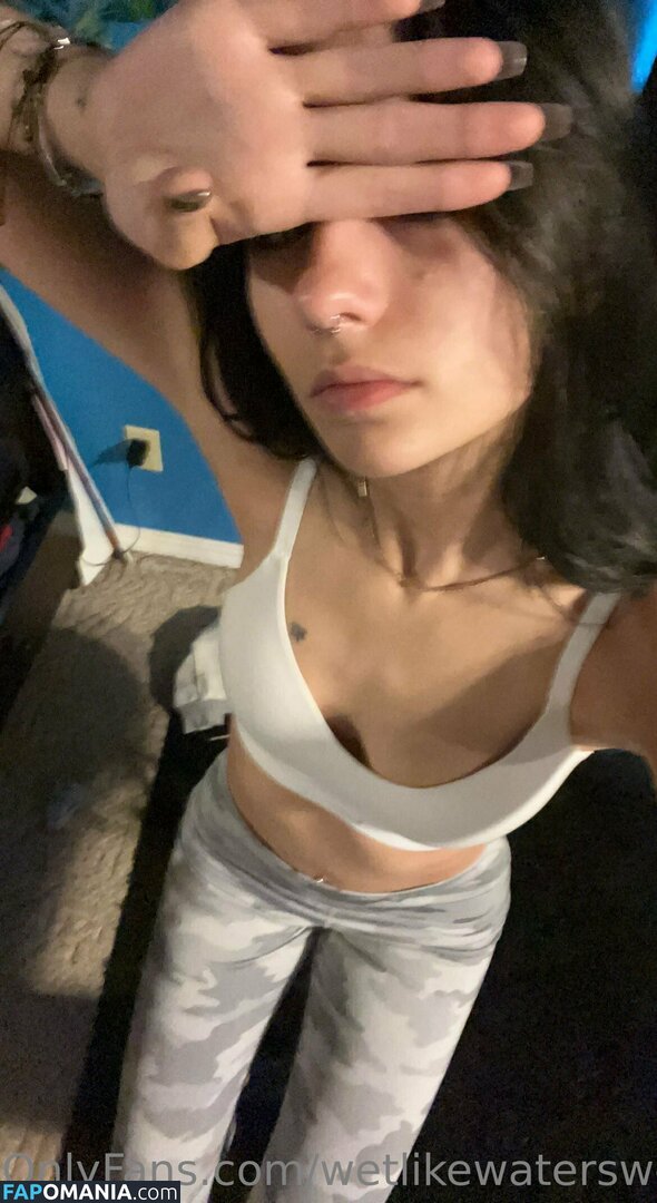 Acacia Gracelyn / The.better.acacia / acacia_gracelyn / wetlikewatersweetlike Nude OnlyFans  Leaked Photo #13