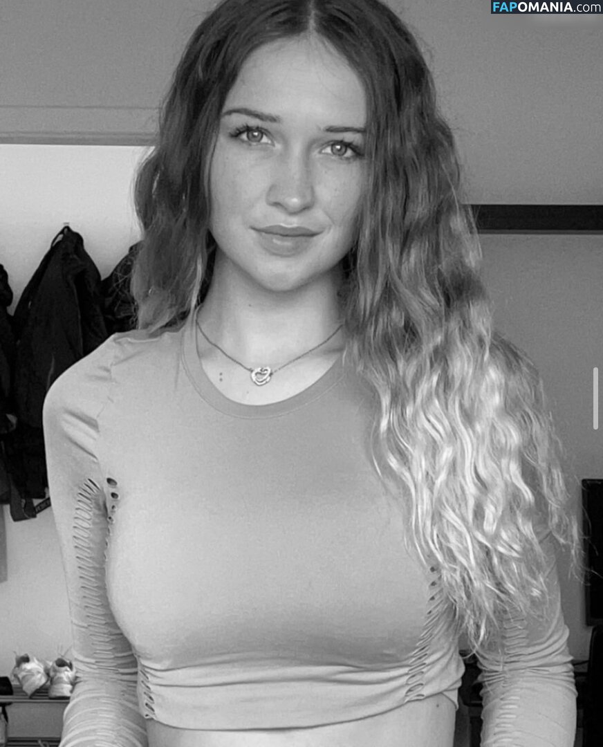 Wieke / wieke.l / wieke_l / wiekelanganke3244 Nude OnlyFans  Leaked Photo #55