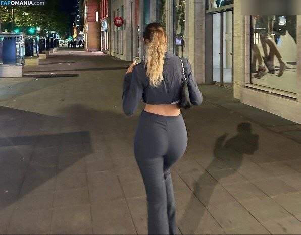 Wieke / wieke.l / wieke_l / wiekelanganke3244 Nude OnlyFans  Leaked Photo #139