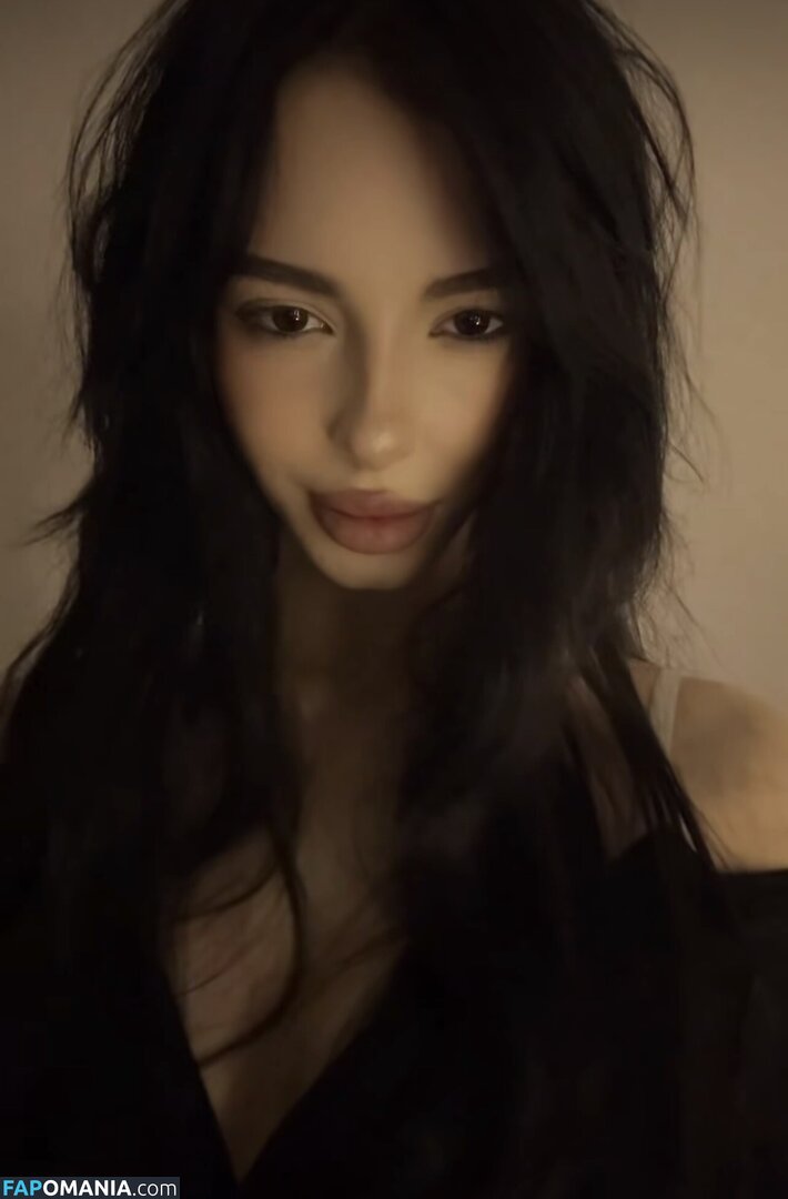 Wiff / txxwwq Nude OnlyFans  Leaked Photo #6