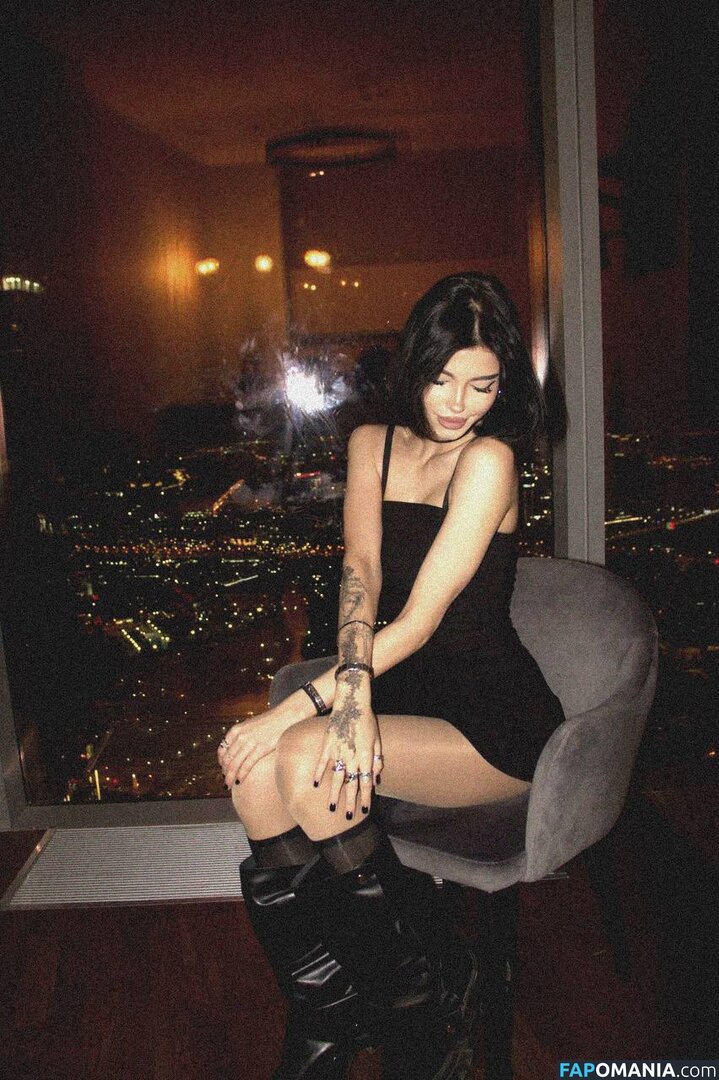 Wiff / txxwwq Nude OnlyFans  Leaked Photo #7