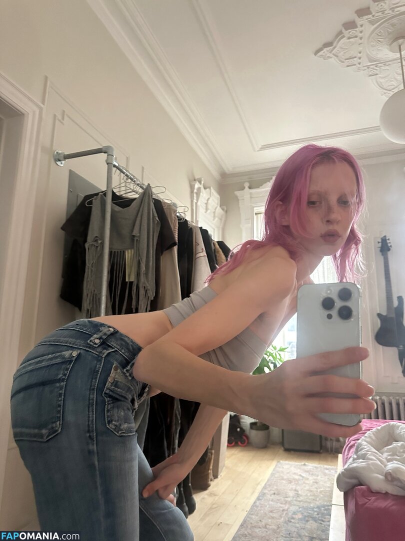 Women With Long Torso Nude OnlyFans  Leaked Photo #5
