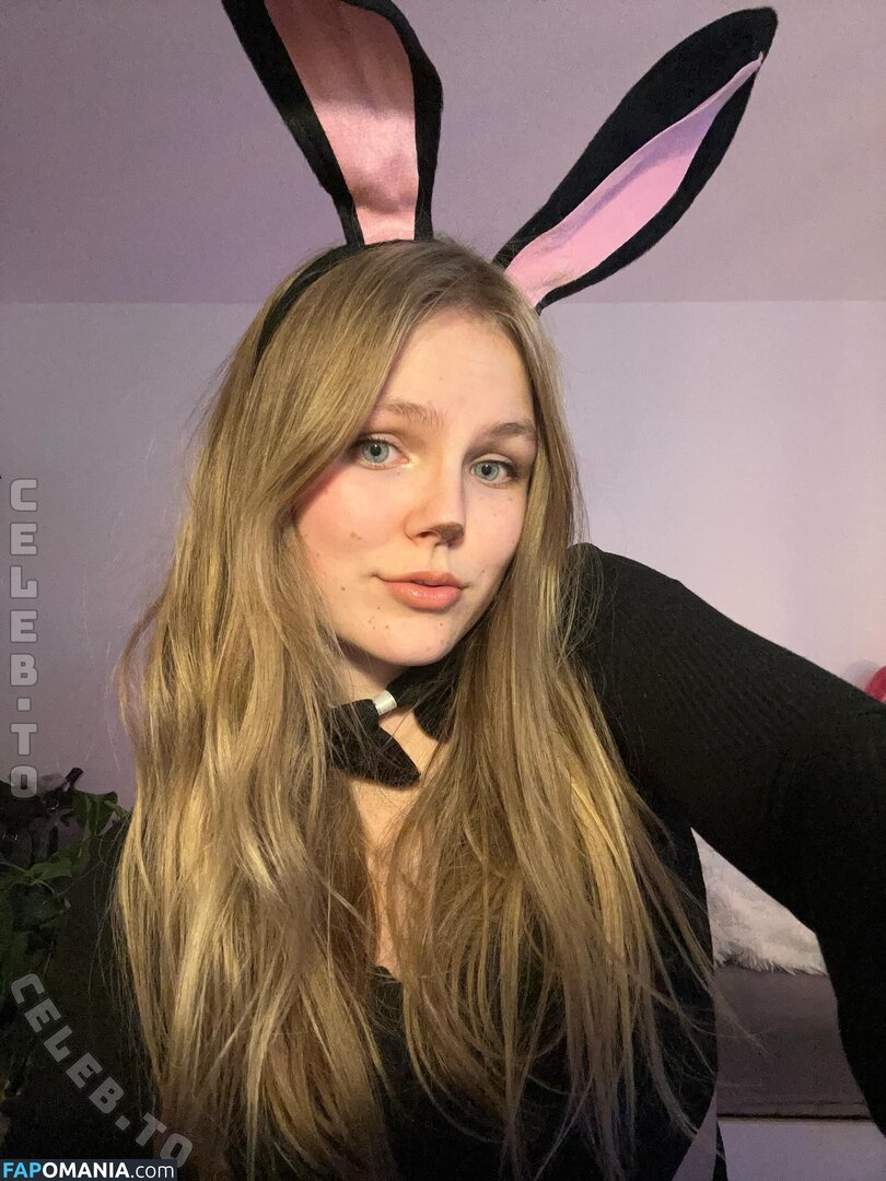 x2yuna1x Nude OnlyFans  Leaked Photo #2