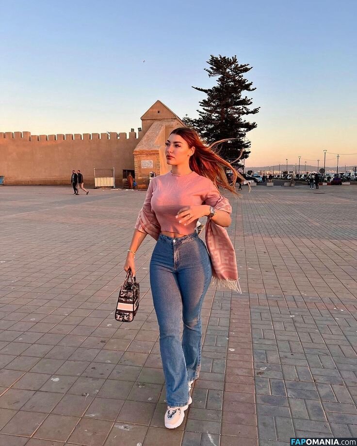 xan_oumaimaa1 / xanoumaima Nude OnlyFans  Leaked Photo #2