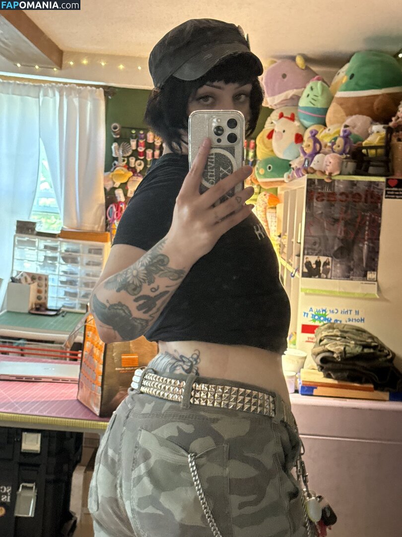 Beau Frances / Bunnywebsite / xBeaux Nude OnlyFans  Leaked Photo #2