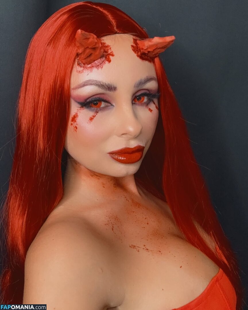 _xchristiina Nude OnlyFans  Leaked Photo #5