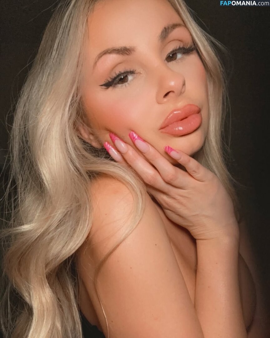 _xchristiina Nude OnlyFans  Leaked Photo #7