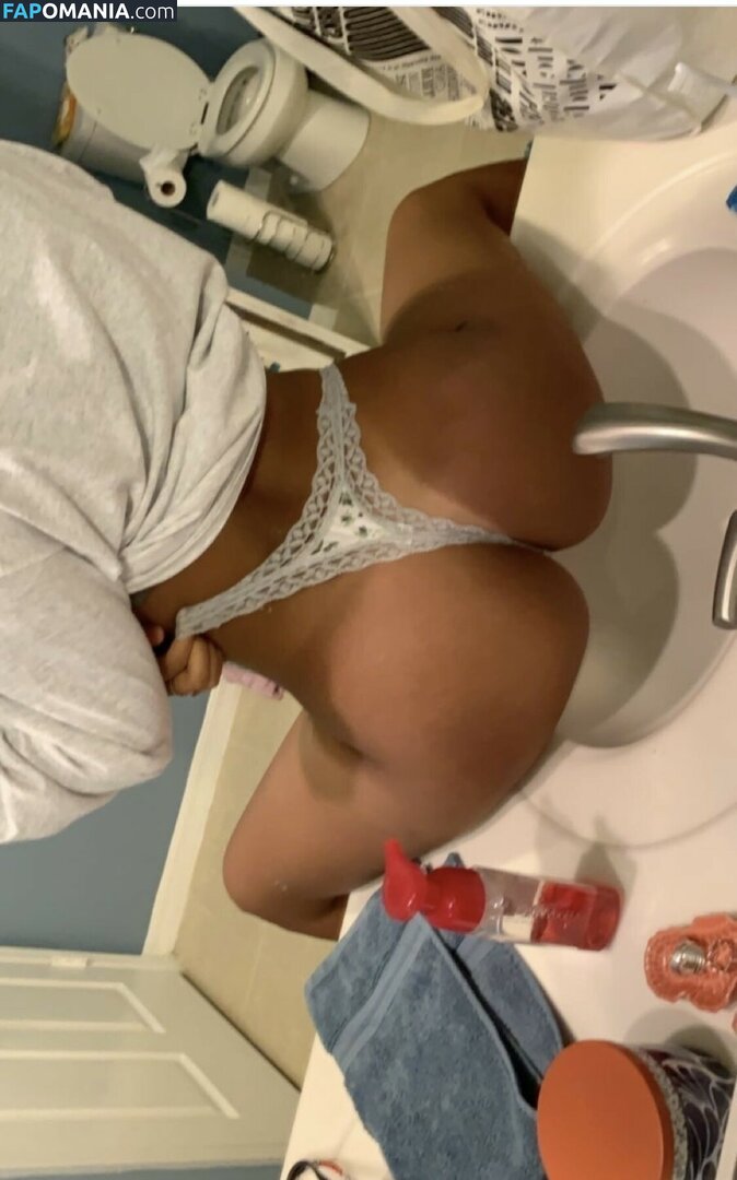 Breebree / Xoxo984 / bree.breee / xobreebby Nude OnlyFans  Leaked Photo #2