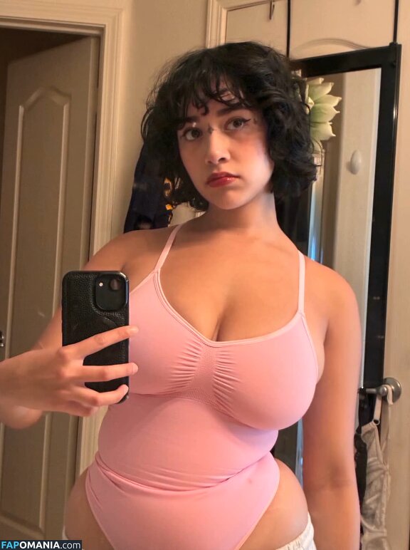 xx.midna Nude OnlyFans  Leaked Photo #7