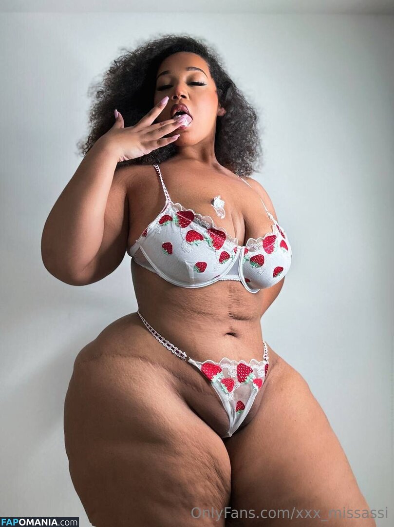 xxx_missassi Nude OnlyFans  Leaked Photo #5