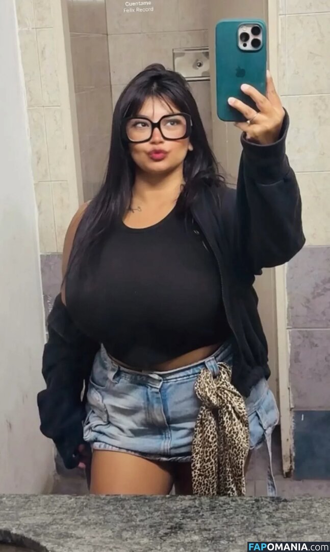 Yael Castillo / Yaelcastill0 / yaecaastillo Nude OnlyFans  Leaked Photo #7