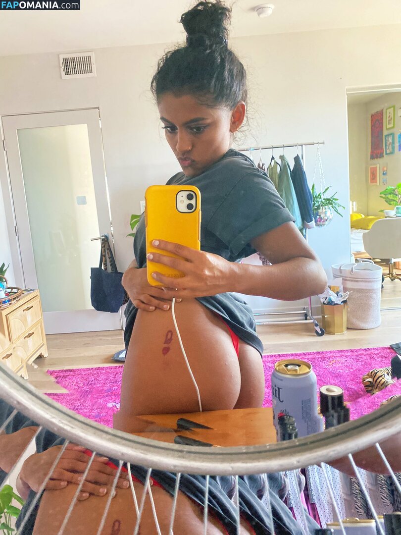 Yamini Nambimadom / yaminidoescomedy / yamininosebest Nude OnlyFans  Leaked Photo #13